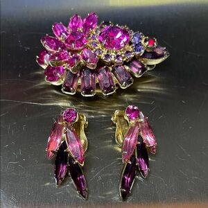 Elegant Pink and Purple Gemstone Jewelry Set - big brooch and clip earrings